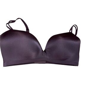 Victoria’s Secret purple wireless seamless bra 36dd 36e like new